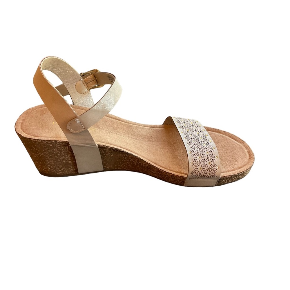 EUC Annie Leather Sandals Size 9.5. - Picture 6 of 10